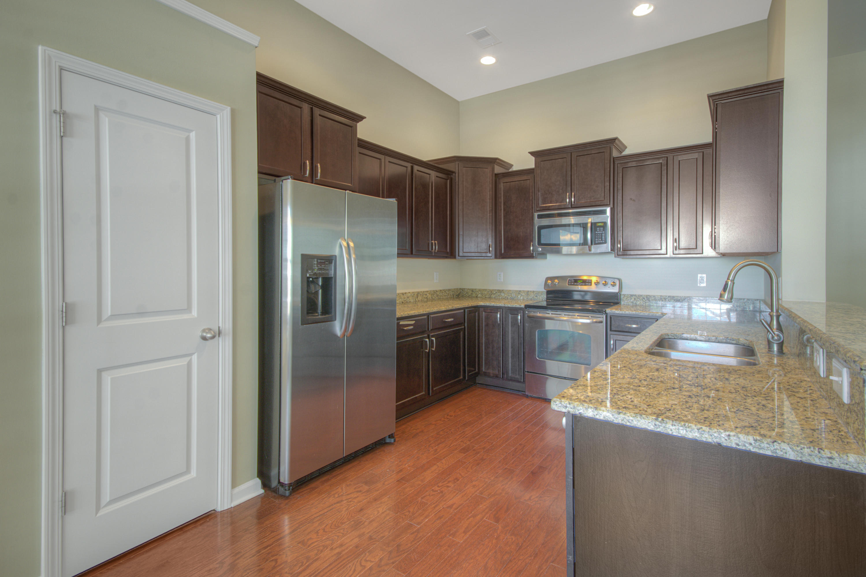 110 Hickory Ridge Way Summerville, SC 29483 - Photo 5 of 19 IMG_0822_3_4