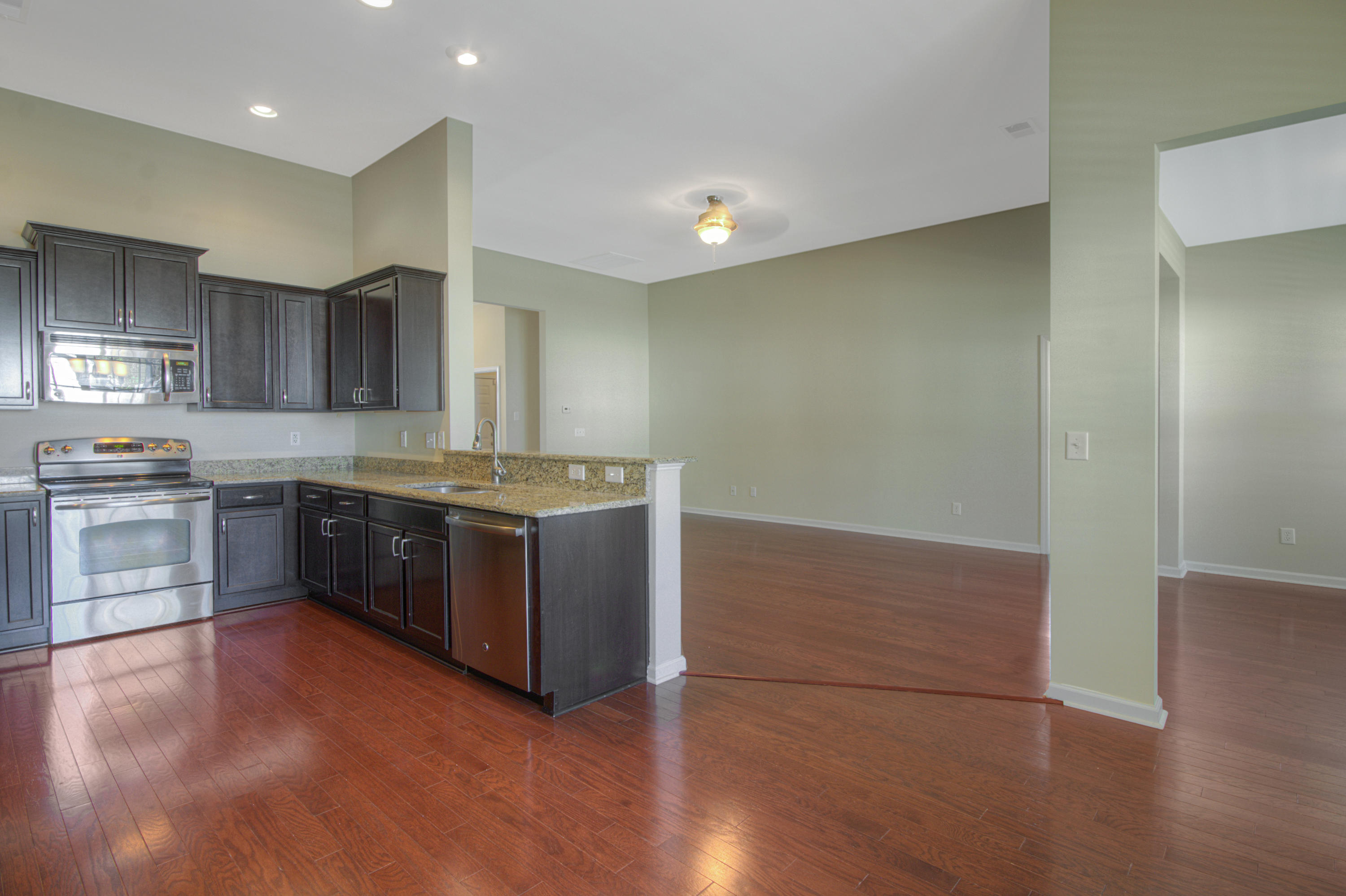 110 Hickory Ridge Way Summerville, SC 29483 - Photo 7 of 19 IMG_0825_6_7