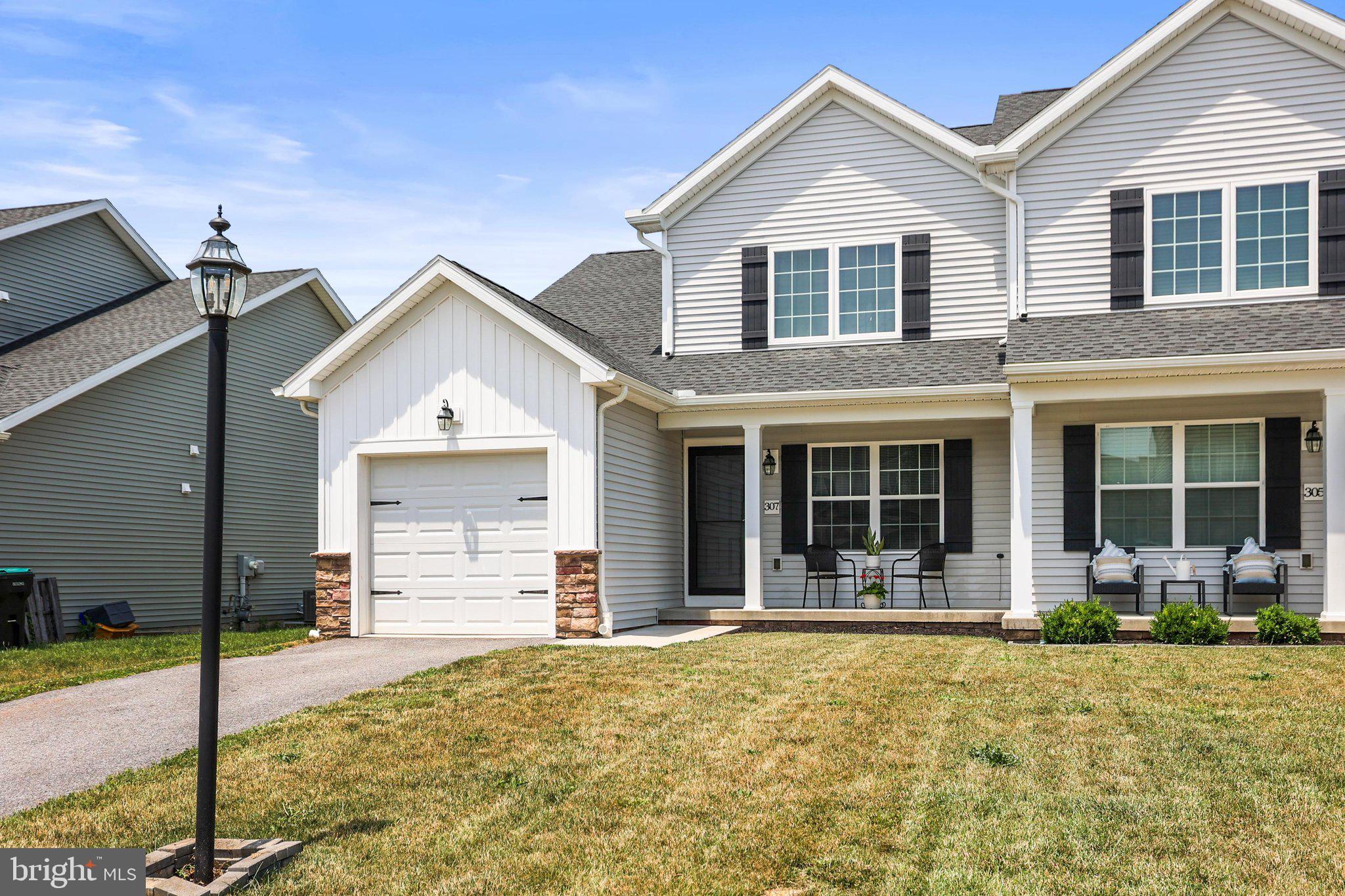 307 Maple Drive Hanover, PA 17331 - Photo 5 of 37