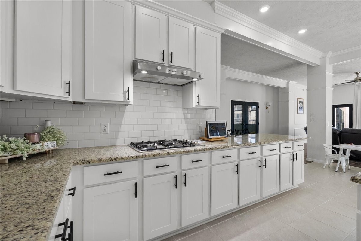 3606 Pedregal Road League City, TX 77573 - Photo 11 of 47