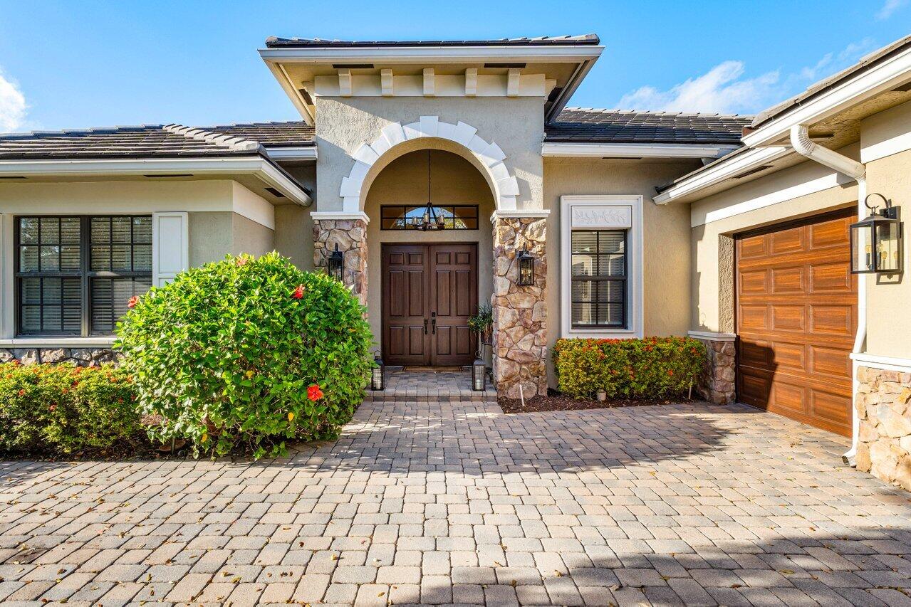 9085 Equus Circle Boynton Beach, FL 33472 - Photo 6 of 95 006-9085EquusCircle-BoyntonBeach-FL-3347