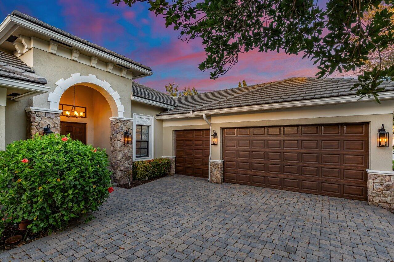 9085 Equus Circle Boynton Beach, FL 33472 - Photo 9 of 95 069-9085EquusCircle-BoyntonBeach-FL-3347