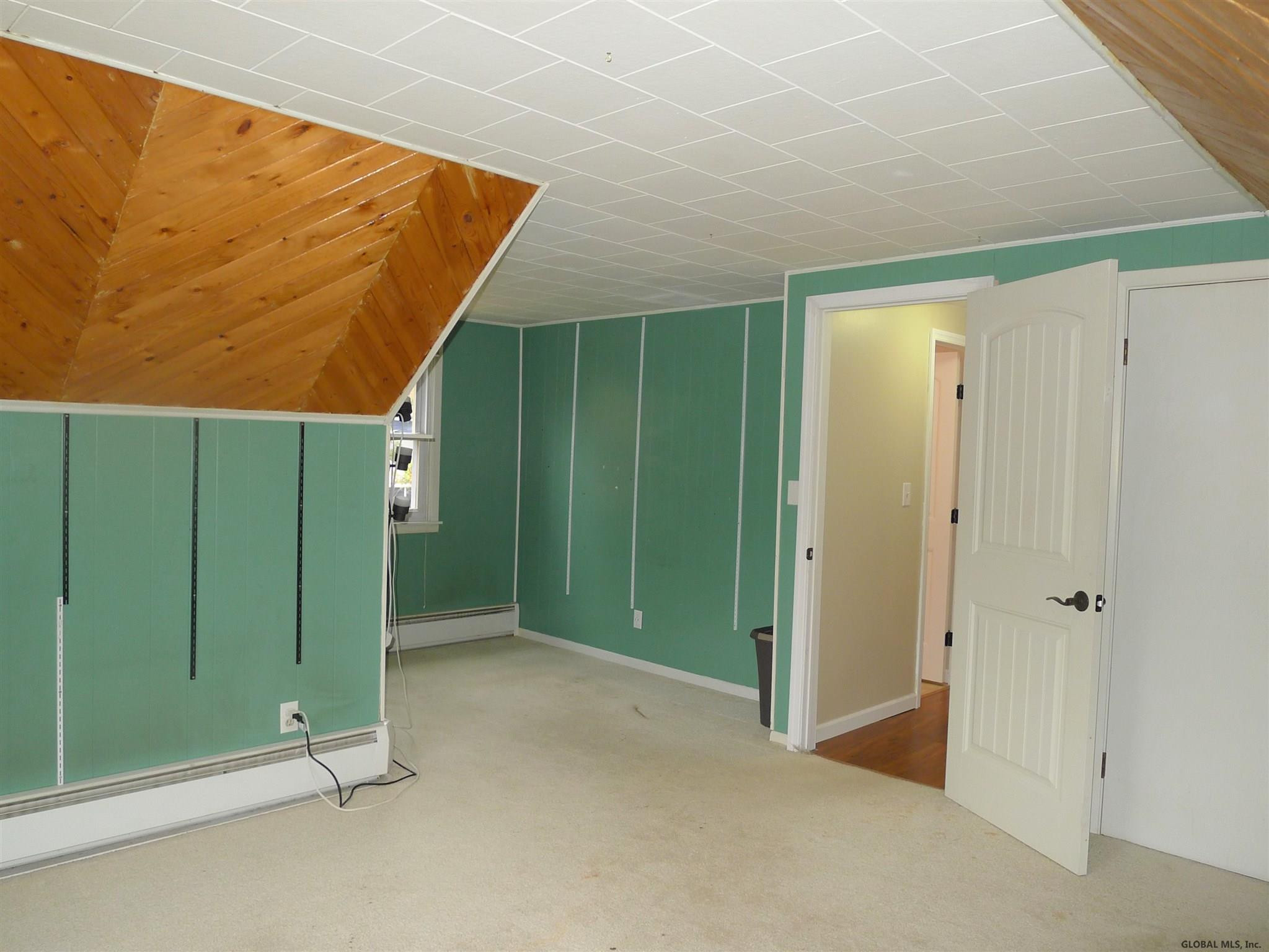 21 Marjorie Road Colonie, NY 12205 - Photo 28 of 45 Photo 28