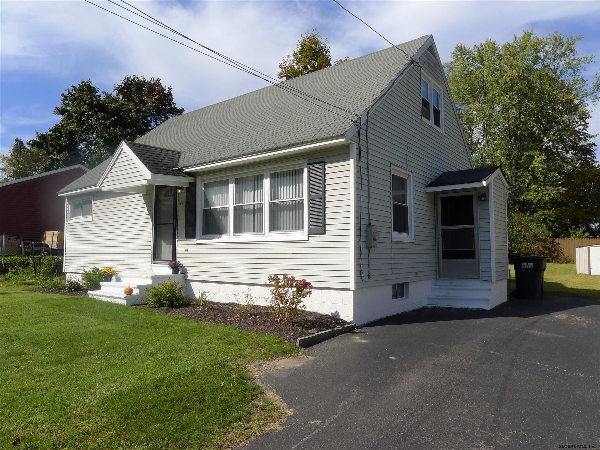 21 Marjorie Road Colonie, NY 12205 - Photo 3 of 45 Photo 3