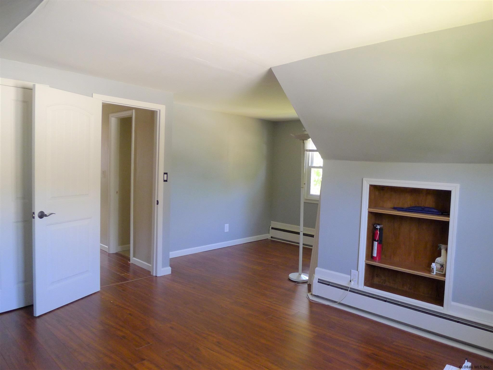 21 Marjorie Road Colonie, NY 12205 - Photo 33 of 45 Photo 33