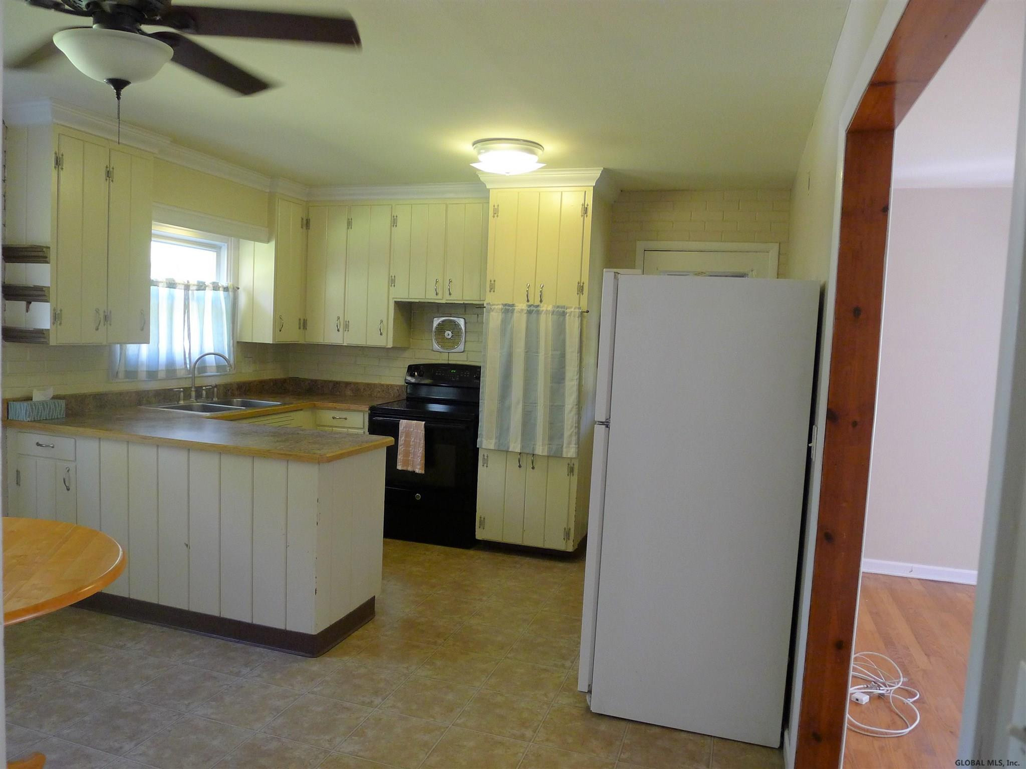 21 Marjorie Road Colonie, NY 12205 - Photo 38 of 45 Photo 38