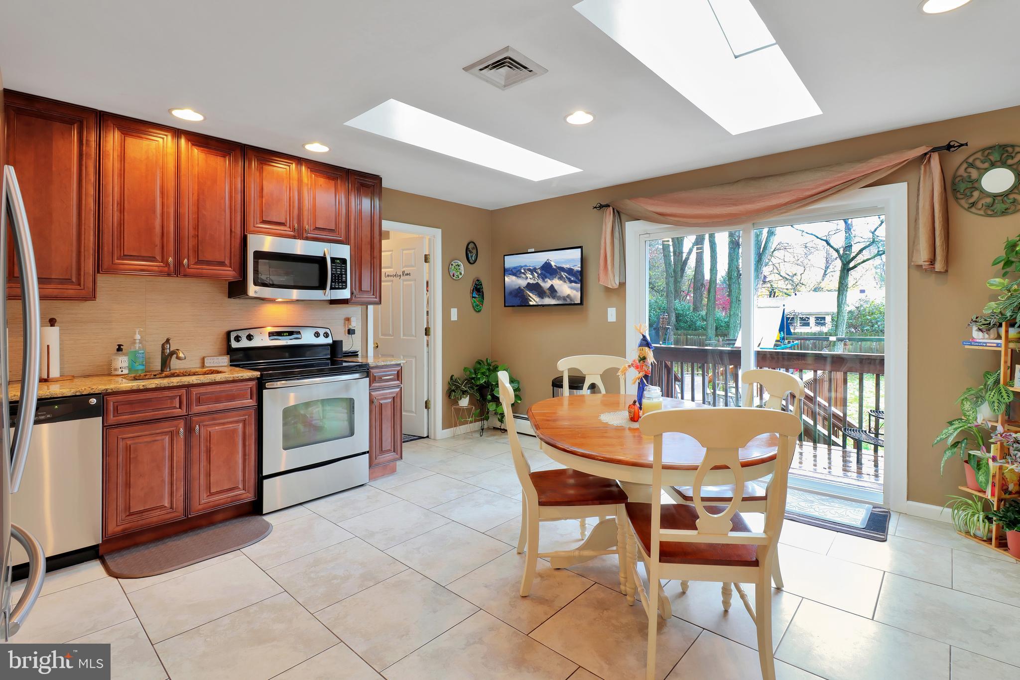 48 Rutgers Avenue Trenton, NJ 08619 - Photo 17 of 43 Gallery Image 17