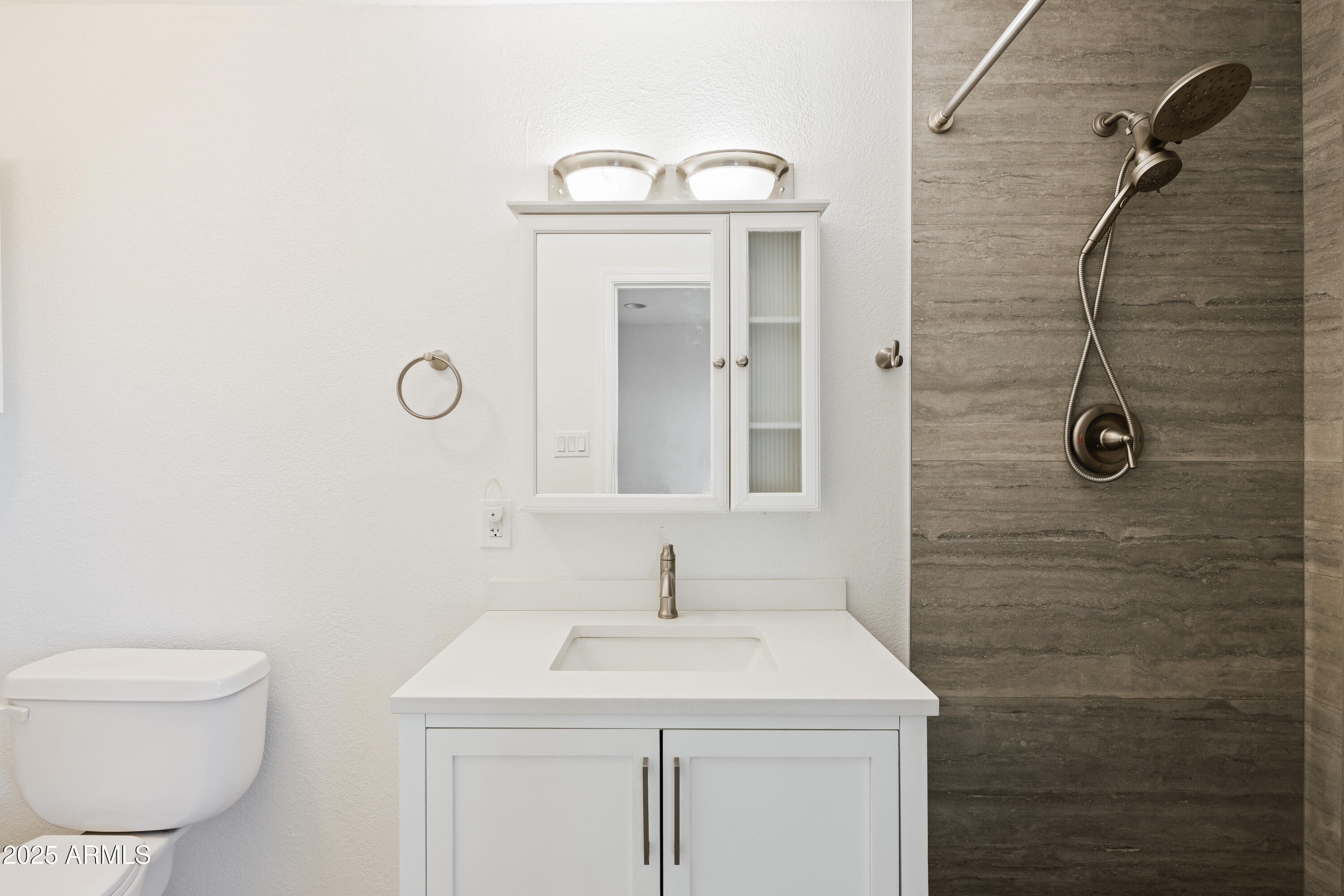 3124 South Los Altos Mesa, AZ 85202 - Photo 13 of 28 Master Bath