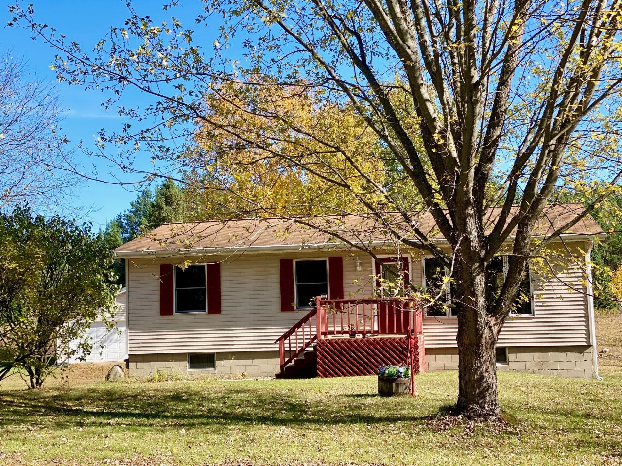 3200 North Faust Lk Road Rhinelander, WI 54501 - Photo 3 of 34 Gallery Image 3