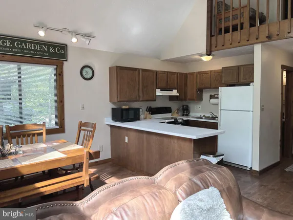 $1,700 | 32 Cherry Street, Mount Jackson, VA 22842