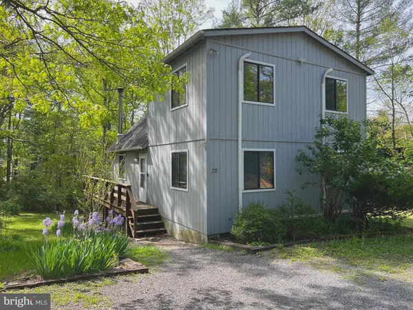 $1,700 | 32 Cherry Street, Mount Jackson, VA 22842