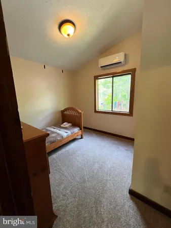 $1,700 | 32 Cherry Street, Mount Jackson, VA 22842
