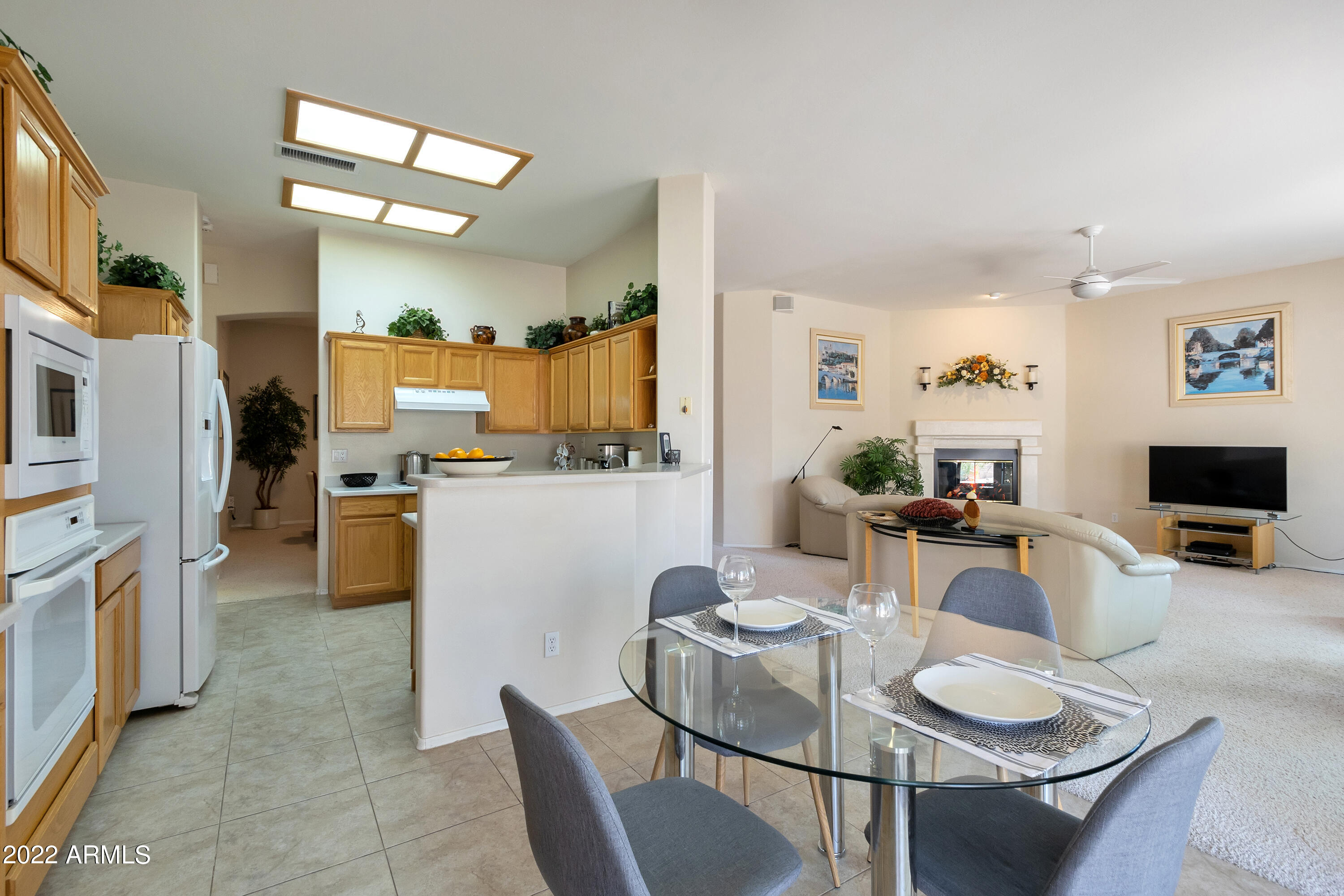 4412 East Jaeger Road Phoenix, AZ 85050 - Photo 10 of 37 Eat in Kitchen