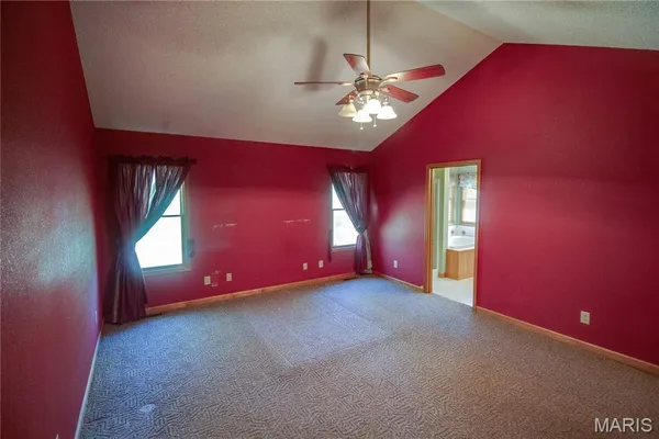 $495,000 | 19383 Deer Run Lane, Brighton, IL 62012