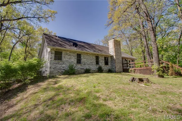 $495,000 | 19383 Deer Run Lane, Brighton, IL 62012