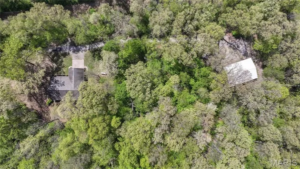 $495,000 | 19383 Deer Run Lane, Brighton, IL 62012