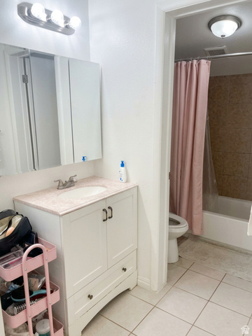 1498 Parkside Drive Provo, UT 84601 - Photo 15 of 34 Upstair full bath