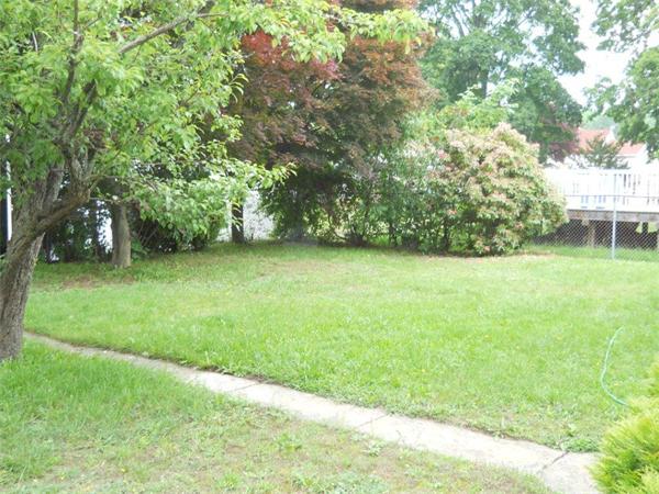 18 Birchwood Road Methuen, MA 01844 - Photo 4 of 24 Gallery Image 4