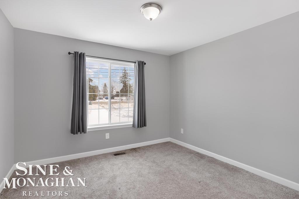 1578 River Road St. Clair, MI 48079 - Photo 12 of 37 50168940-060C3A7E-F030-4718-9234-468A5FD99531.JPG