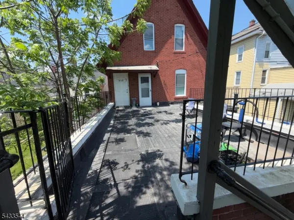 $1,600 | 46 Bridge Street, Unit C, Milford, NJ 08848
