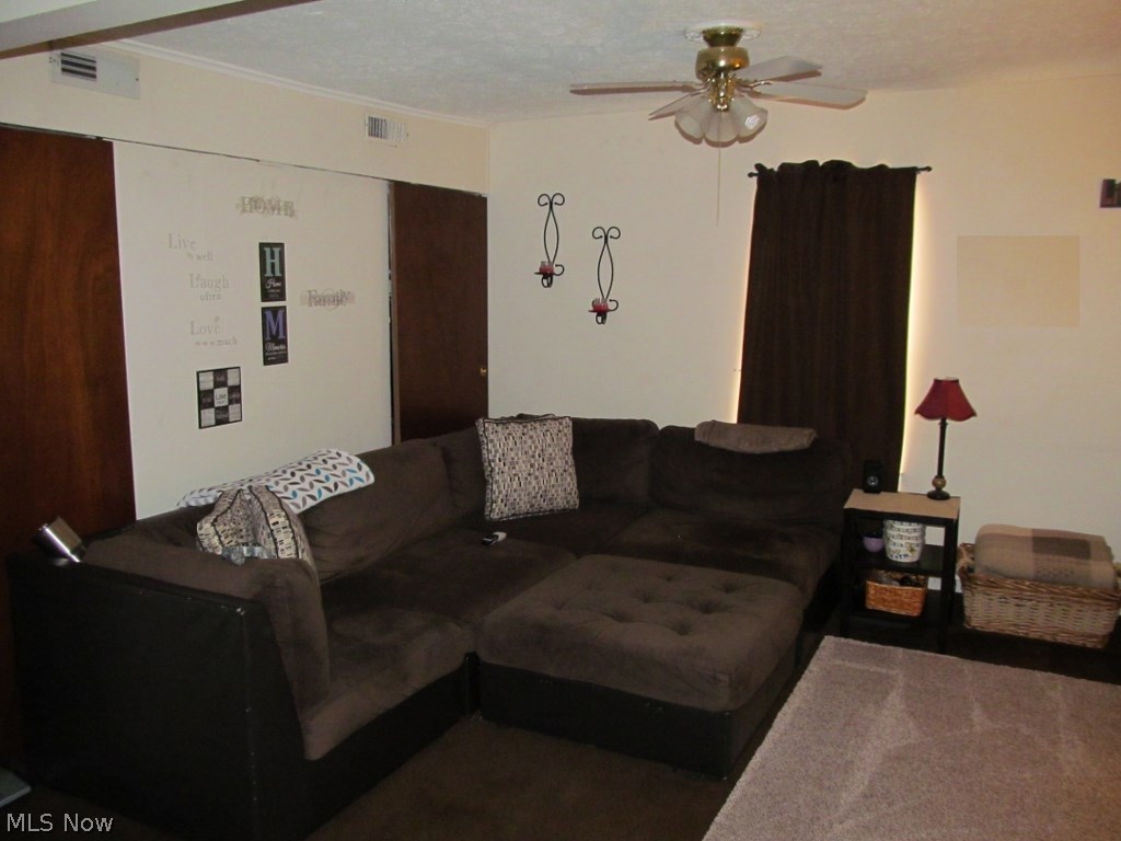 4839 Center Road Brunswick, OH 44212 - Photo 5 of 17 Gallery Image 5