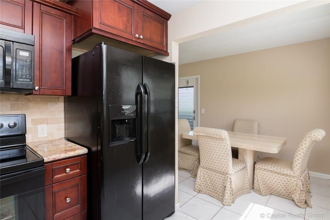 11 Mansfield B, Unit 11 Boca Raton, FL 33434 - Photo 6 of 19 Photo 6