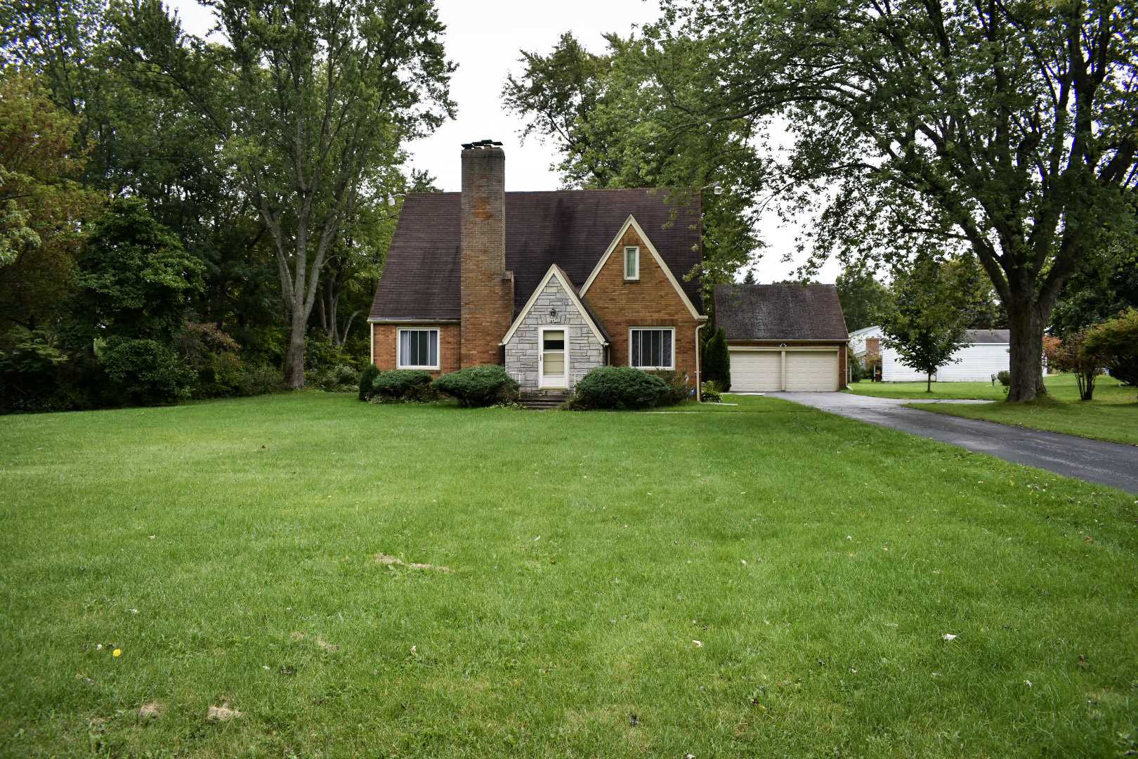 16472 Ireland Road Mishawaka, IN 46544 - Photo 1 of 23 Gallery Image 1