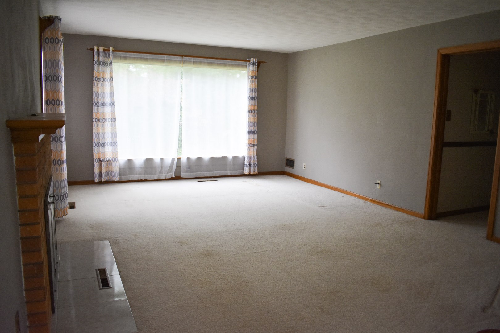 16472 Ireland Road Mishawaka, IN 46544 - Photo 9 of 23 Gallery Image 9