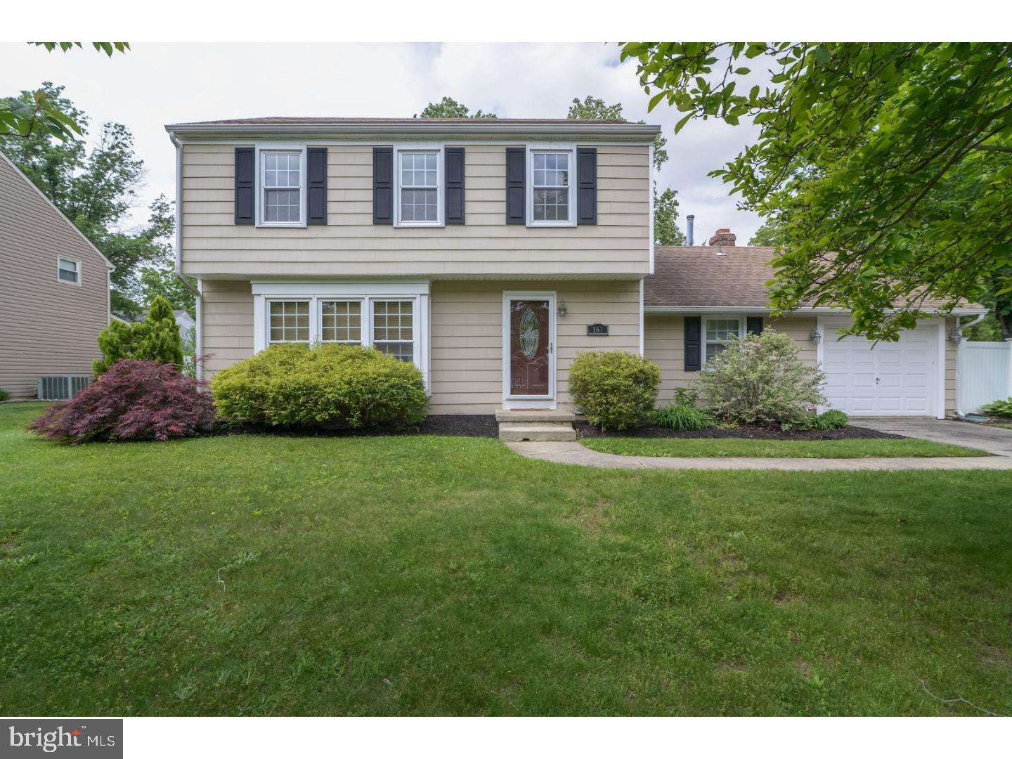 161 Coopers Kill Road Delran, NJ 08075 - Photo 2 of 24