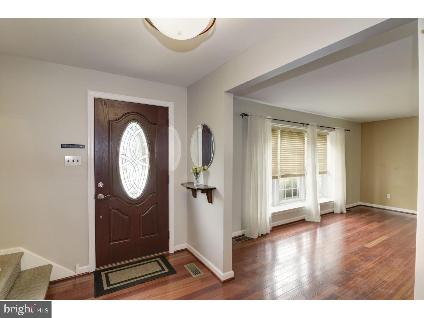 161 Coopers Kill Road Delran, NJ 08075 - Photo 3 of 24
