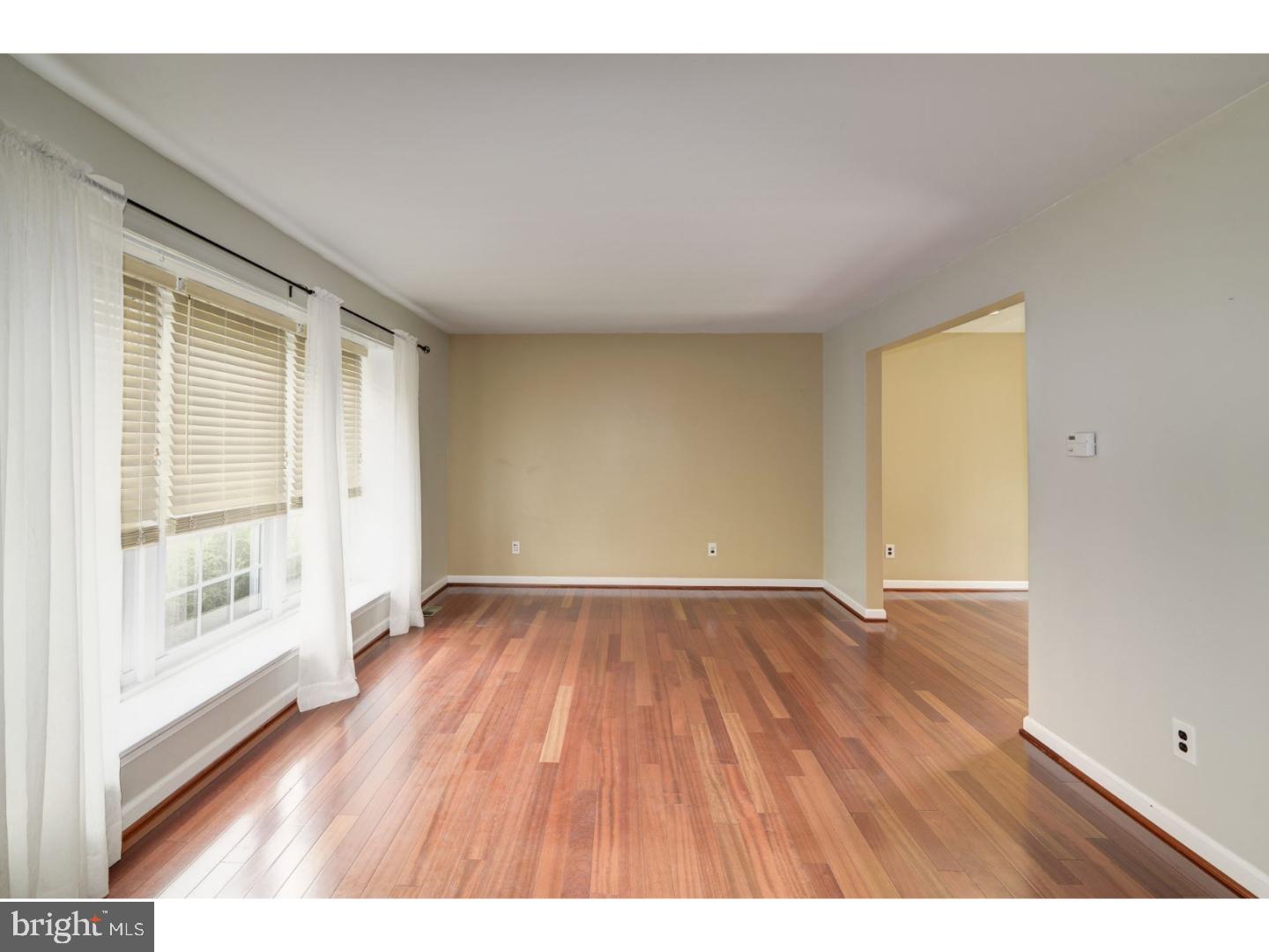 161 Coopers Kill Road Delran, NJ 08075 - Photo 4 of 24