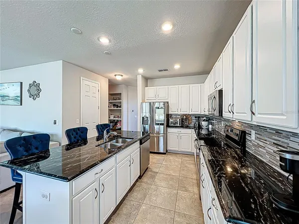 $2,950 | 2381 Rapollo Drive, Kissimmee, FL 34741