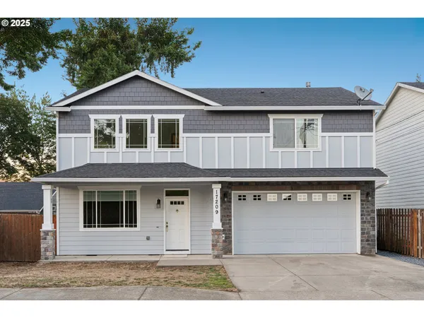 $536,995 | 17209 Southeast Stephens Street, Portland, OR 97233