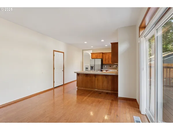 $536,995 | 17209 Southeast Stephens Street, Portland, OR 97233