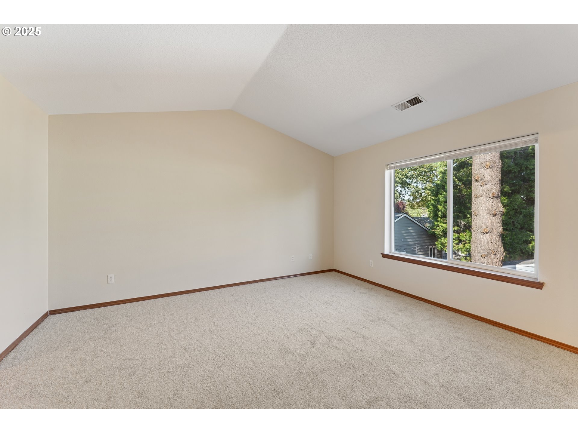 17209 Southeast Stephens Street Portland, OR 97233 - Photo 24 of 47 Owner's Suite Bedroom