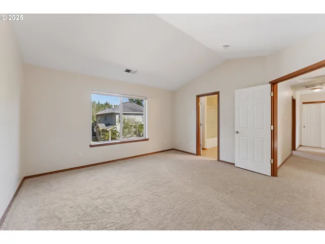 $544,995 | 17209 Southeast Stephens Street, Portland, OR 97233