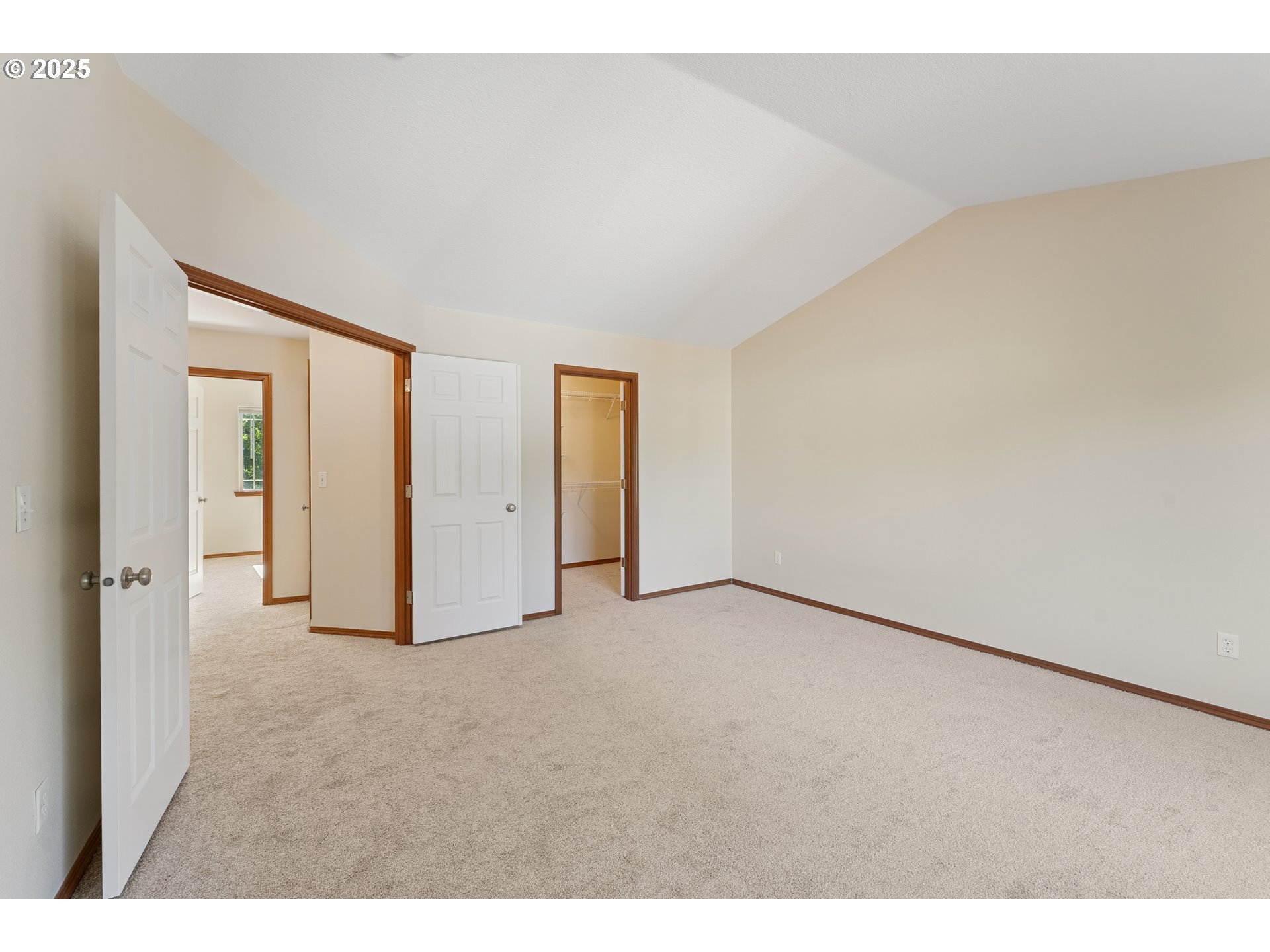 17209 Southeast Stephens Street Portland, OR 97233 - Photo 27 of 47 Owner's Suite Bedroom