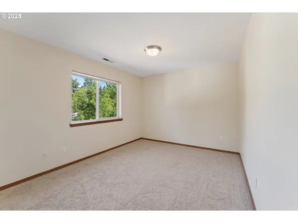 $536,995 | 17209 Southeast Stephens Street, Portland, OR 97233