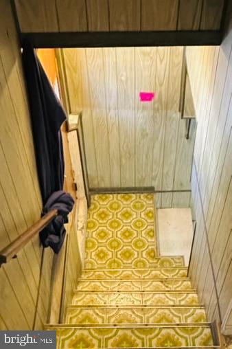 8608 Oak Road Baltimore, MD 21219 - Photo 24 of 37