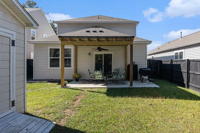 $399,990 | 266 Sweet Cherry Lane, Summerville, SC 29486