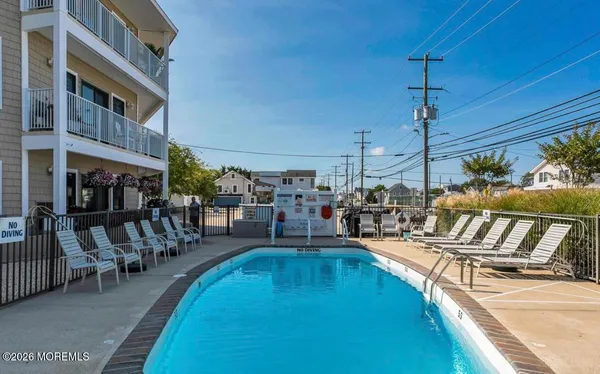 $1,250 | 1810 Central Avenue, Unit 11, Ship Bottom, NJ 08008