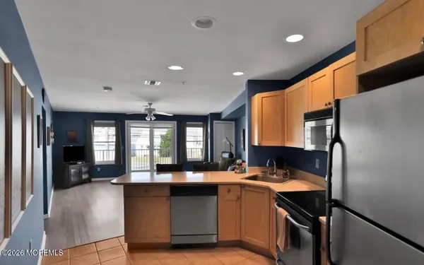 $1,250 | 1810 Central Avenue, Unit 11, Ship Bottom, NJ 08008