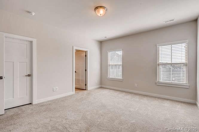 1394 Chippendale Road Charlotte, NC 28205 - Photo 6 of 10 Gallery Image 6