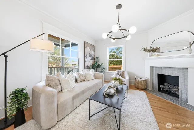 $1,950,950 | 357 Garfield Street, Seattle, WA 98109