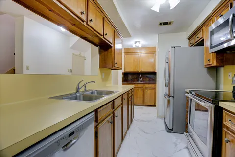 $400,000 | 6723 Belmont Street, Houston, TX 77005