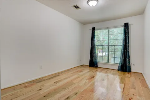 $400,000 | 6723 Belmont Street, Houston, TX 77005