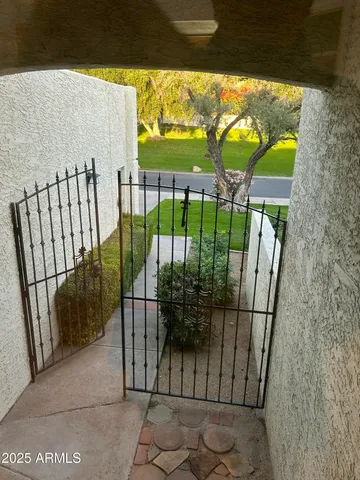 $4,800 | 5736 North 25th Street, Phoenix, AZ 85016