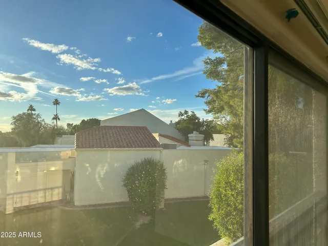 $4,800 | 5736 North 25th Street, Phoenix, AZ 85016