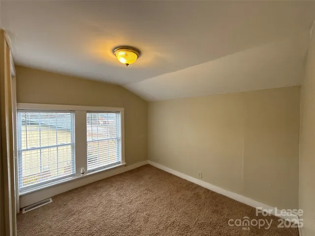 $1,100 | 1211 West Bank Street, Salisbury, NC 28144