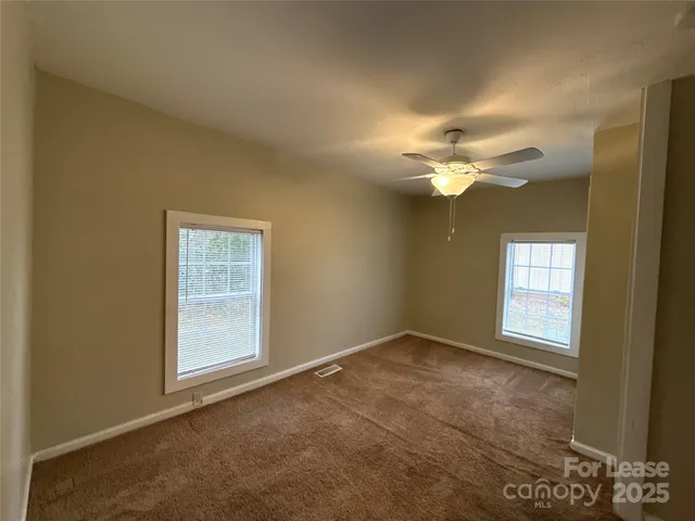 $1,100 | 1211 West Bank Street, Salisbury, NC 28144